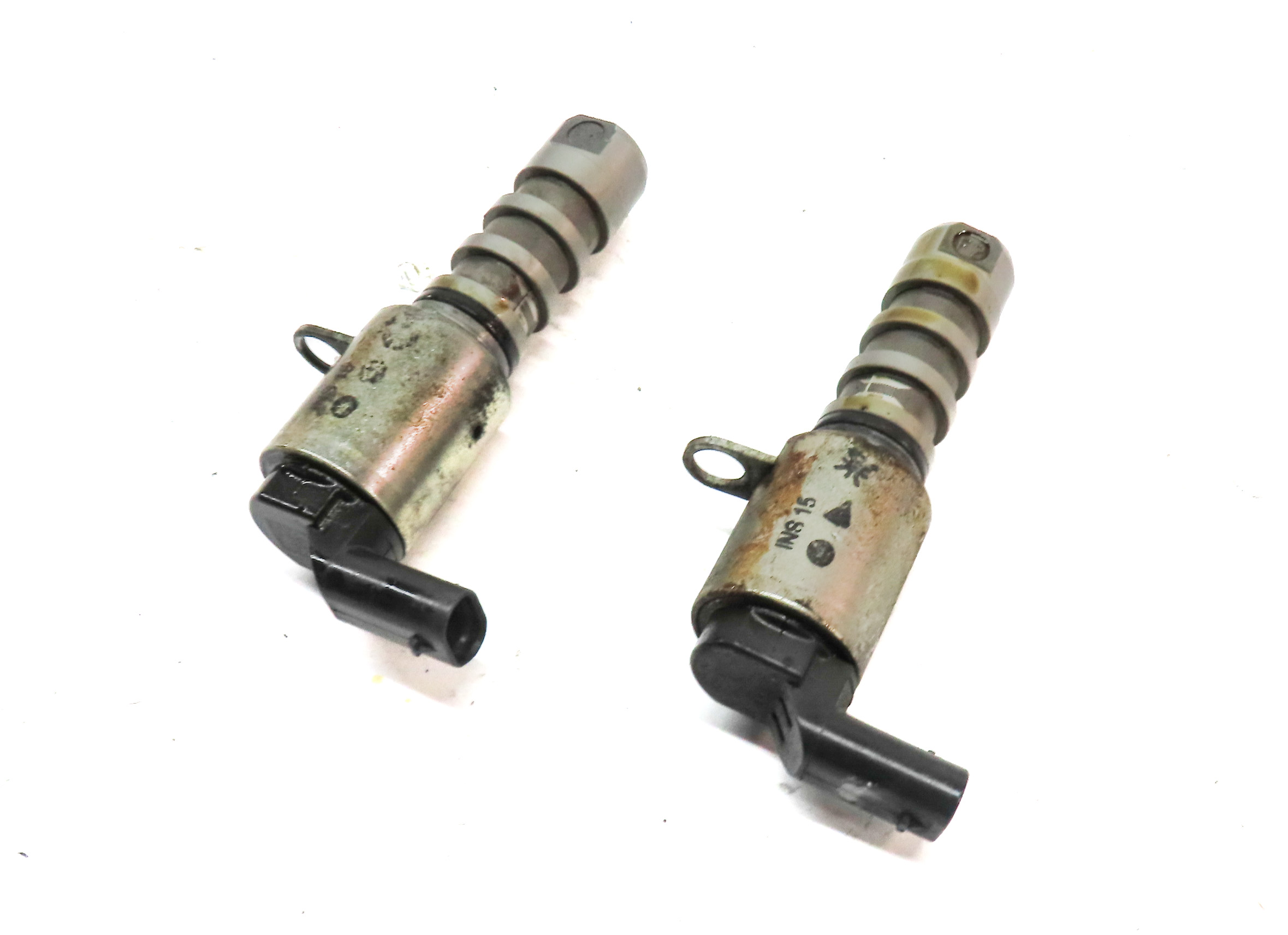 16 AUDI SQ5 (B8 8R) 3.0L (CTUD) ENGINE VARIABLE VALVE TIMING VVT SOLENOID SET/2 — exact item pictured